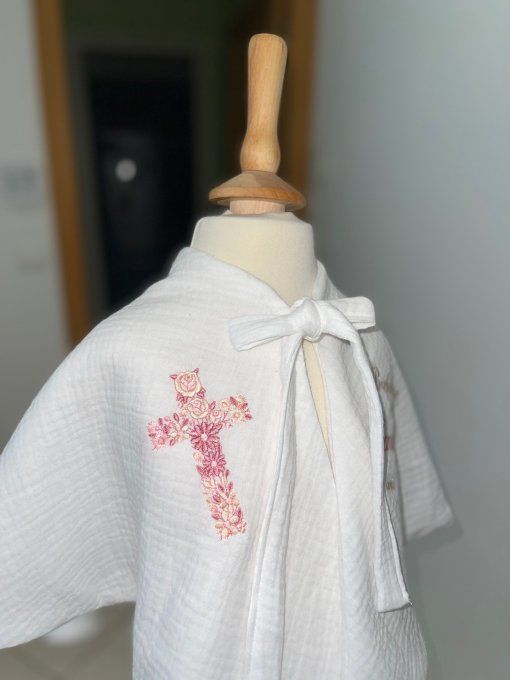 Cape de Baptême à fleurs - Copie